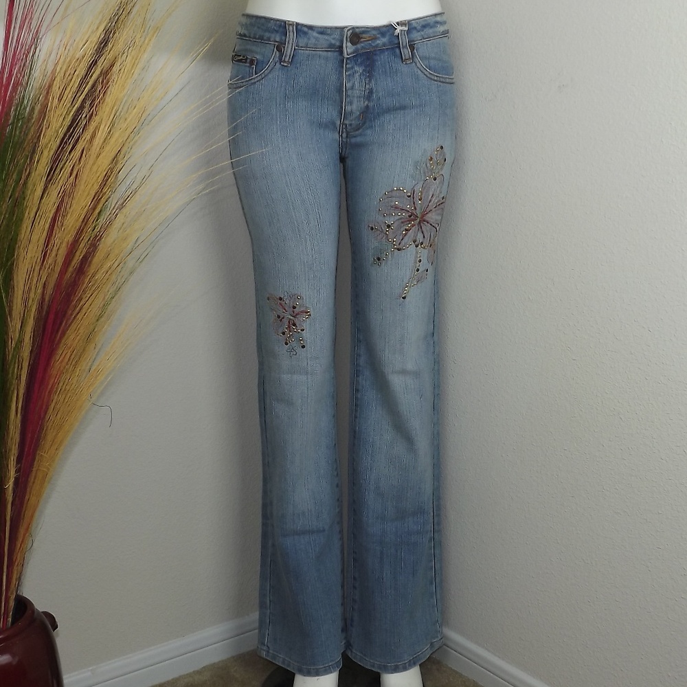 Light Wash Blue Denim Jeans With Flower Design